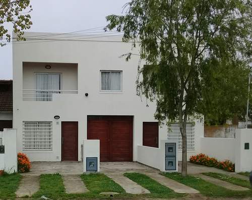 Dúplex para 6 personas con patio y parrilla en Santa Clara