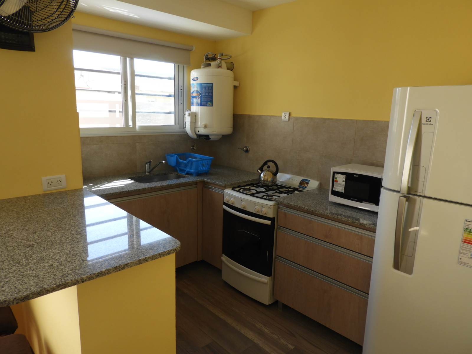 Chalet para 6 personas a 1 cuadra del mar en Santa Clara miniatura 9