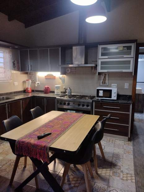 Casa al fondo privada para 4 personas con WiFi en Santa Clara miniatura 8