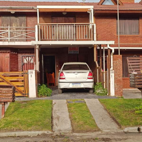 Dúplex para 5 personas a 1 cuadra del mar en Santa Clara del Mar