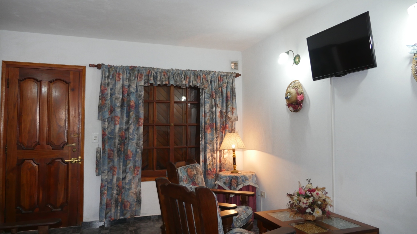 Departamento a metros del mar con vista y patio con parrilla miniatura 8