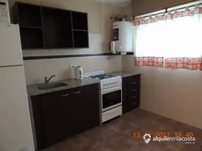 Dúplex para 4 personas con parque a 2 cuadras del mar en Santa Clara foto 3