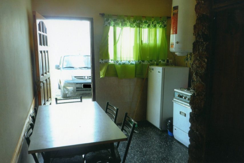 Departamento a 50 metros del mar en Santa Clara, ideal para descansar miniatura 4