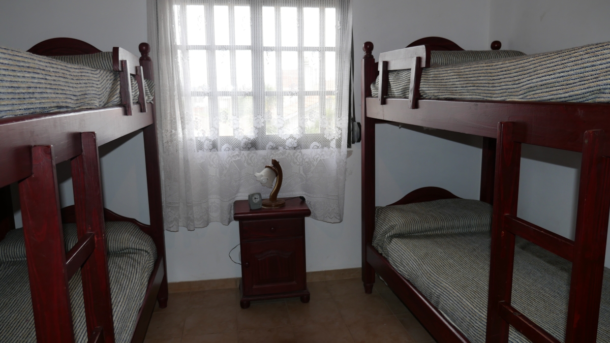 Dúplex de 2 plantas a 70 metros del mar con parque y parrilla miniatura 9