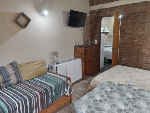 Monoambiente para 3 personas con WiFi y freezer en Santa Clara del Mar miniatura 8