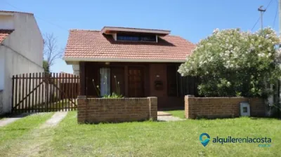 Chalet para dos familias en Santa Clara del Mar