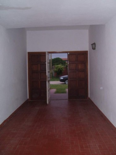 Chalet a 50 metros del mar con garage y parrilla miniatura 2