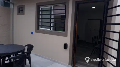 Monoambiente con patio y parrilla a 1 cuadra del mar en Santa Clara del Mar