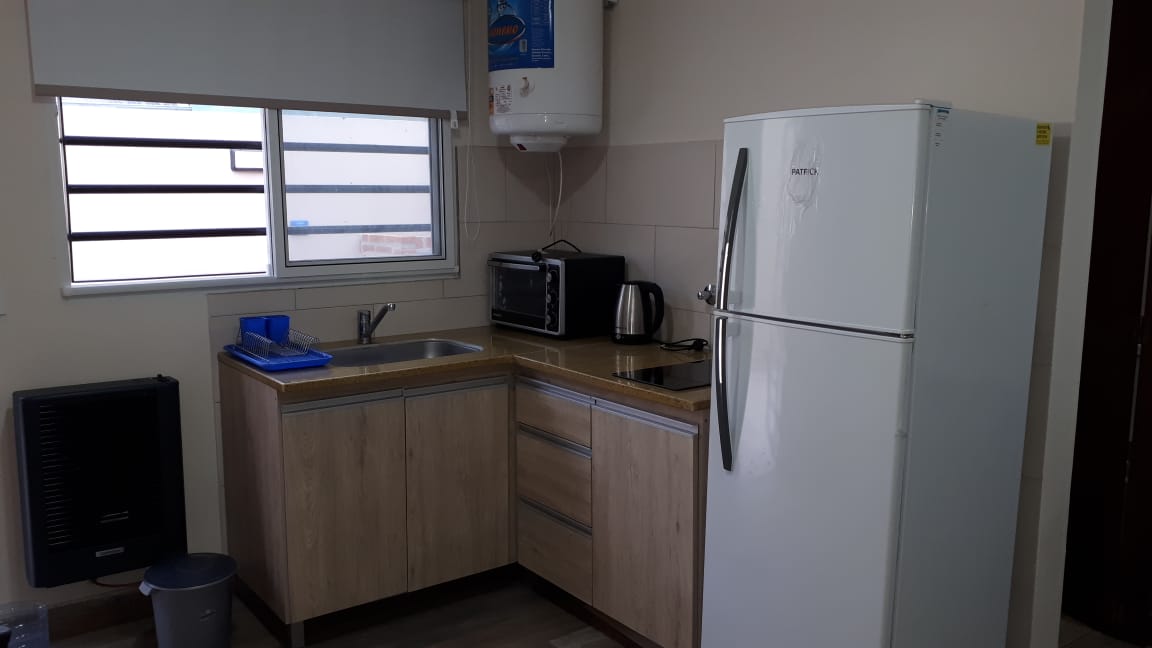 Monoambiente con patio y parrilla a 1 cuadra del mar en Santa Clara del Mar miniatura 4