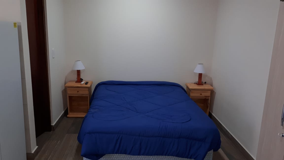 Monoambiente con patio y parrilla a 1 cuadra del mar en Santa Clara del Mar miniatura 9