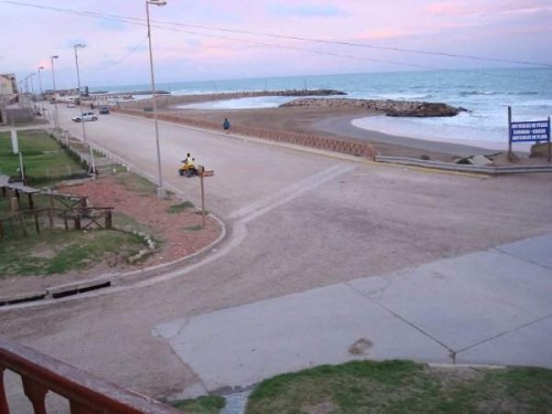 Dúplex frente al mar para 8 personas con 3 dormitorios y 2 baños miniatura 4