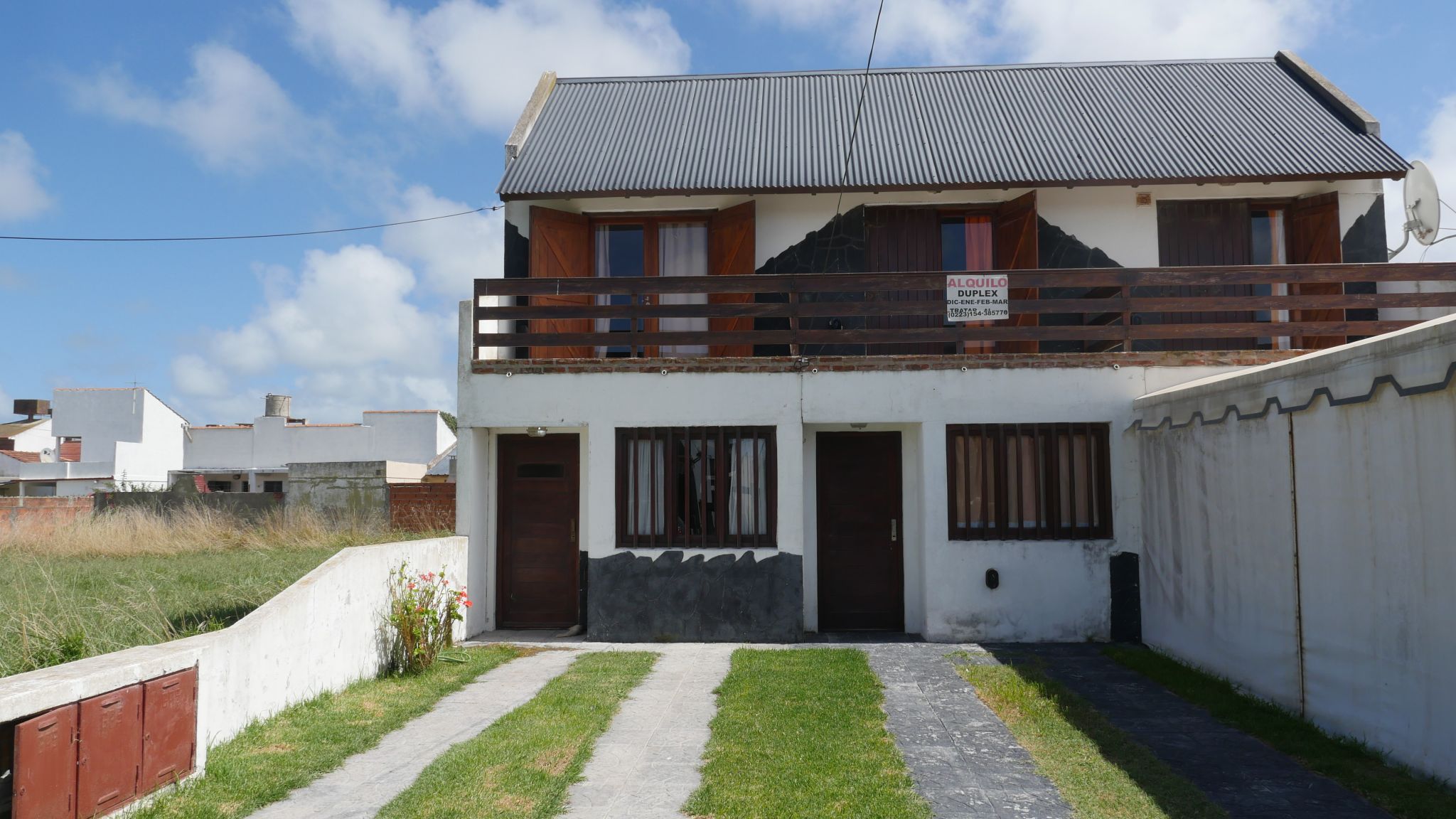 Dúplex para 5 personas a 1,5 cuadras del mar en Santa Clara del Mar foto 1