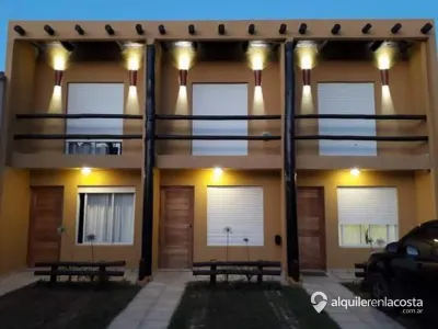 Dúplex para 5 personas a 3 cuadras del mar en Santa Clara del Mar