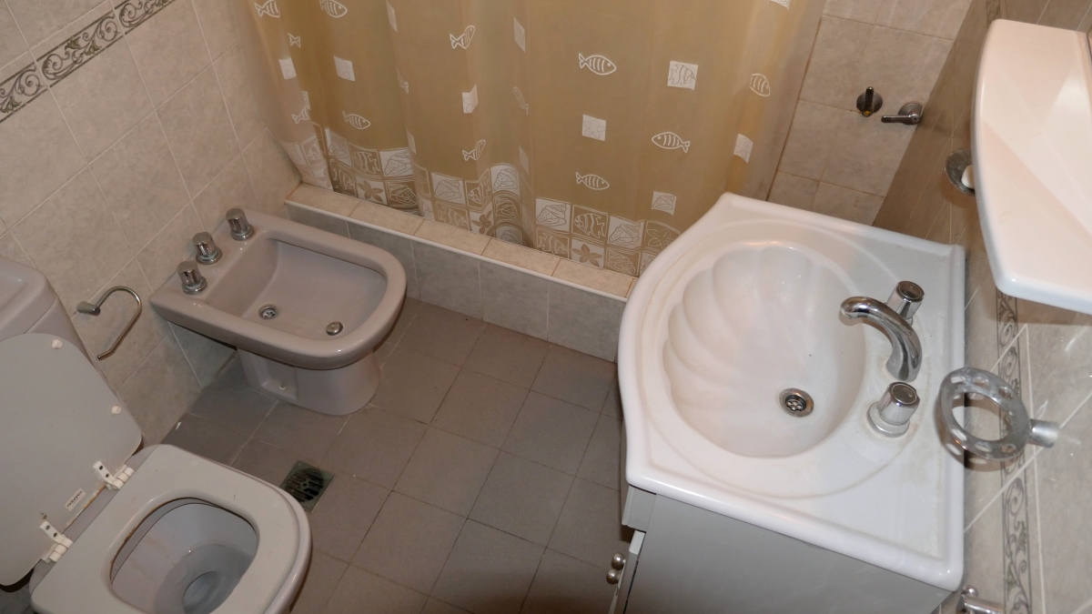 Dúplex con balcón y vista al mar a 50 metros de la playa en Santa Clara miniatura 7