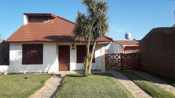 Chalet para 6 personas a 40 metros de la playa en Santa Clara miniatura 5