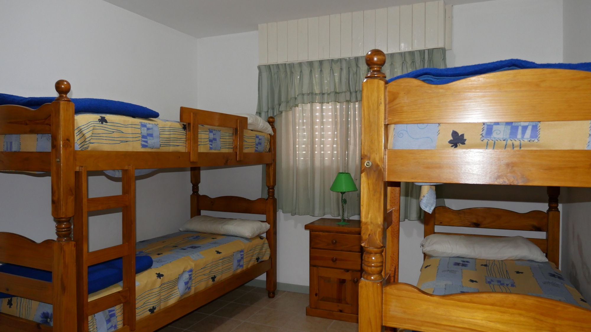 Dúplex con patio y juegos para chicos a 1 cuadra del mar en Santa Clara miniatura 10