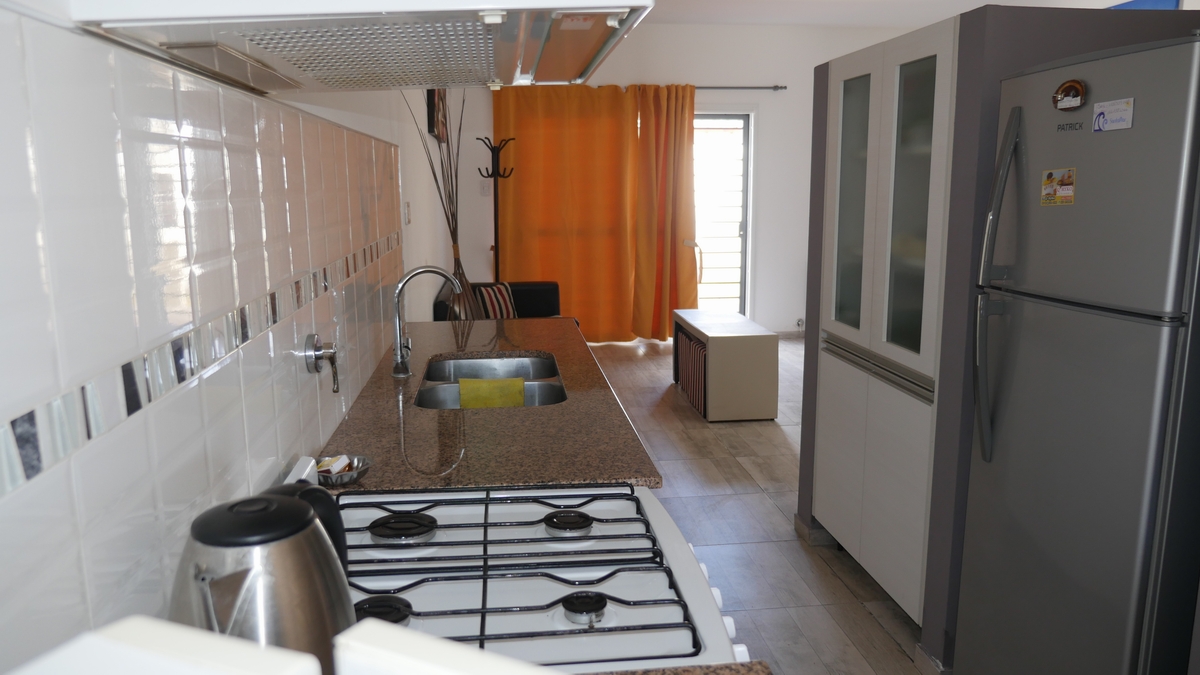 Dúplex a estrenar para 6 personas con WiFi, 2 baños y sommiers miniatura 5