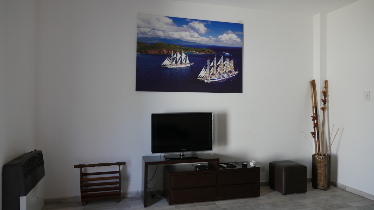 Dúplex a estrenar para 6 personas con WiFi, 2 baños y sommiers miniatura 8