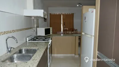 Dúplex para 6 personas con WiFi, parque y parrilla en Santa Clara del Mar foto 5