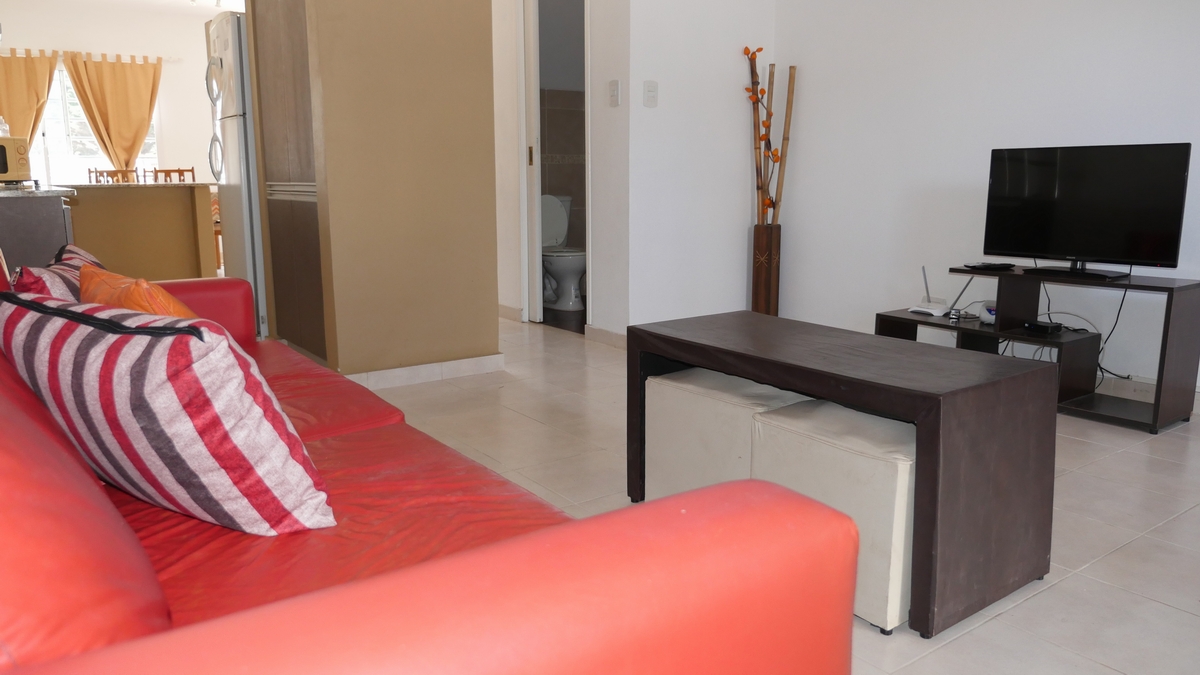 Dúplex para 6 personas con WiFi, parque y parrilla en Santa Clara del Mar miniatura 7