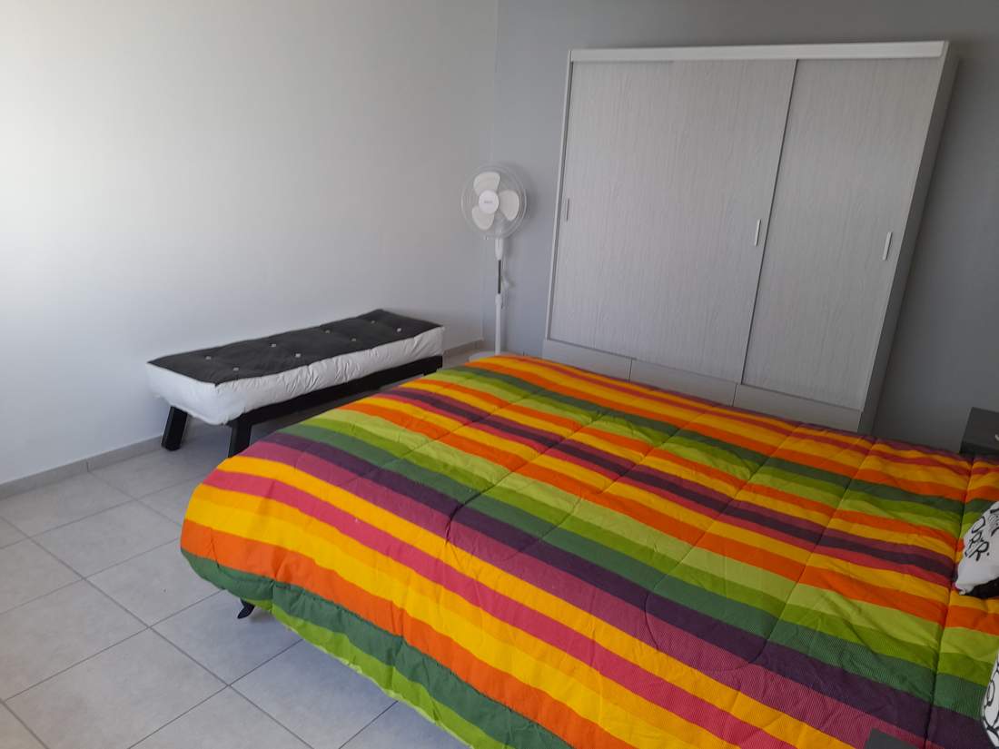 Departamento al fondo para 4 personas a 1,5 cuadras del mar miniatura 7