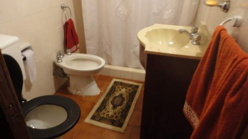 Chalet con parque, parrilla y garage en Santa Clara del Mar miniatura 4