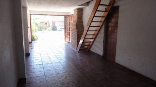 Chalet con parque, parrilla y garage en Santa Clara del Mar miniatura 9