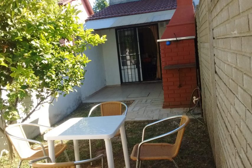 Dúplex bien ubicado cerca de la playa y la avenida principal en Santa Clara miniatura 8