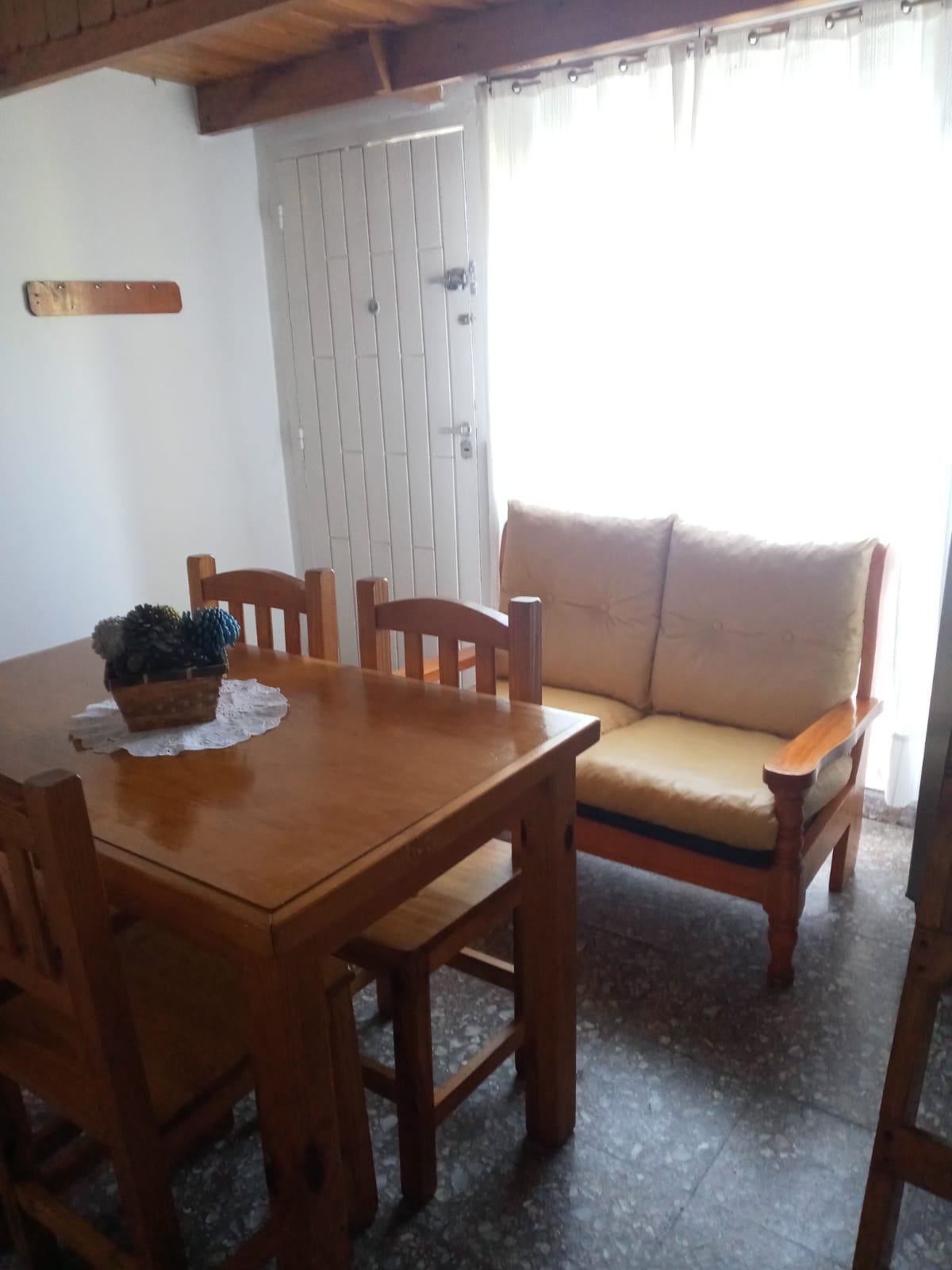 Alpino para 5 personas en zona céntrica, a 1 cuadra del mar miniatura 9