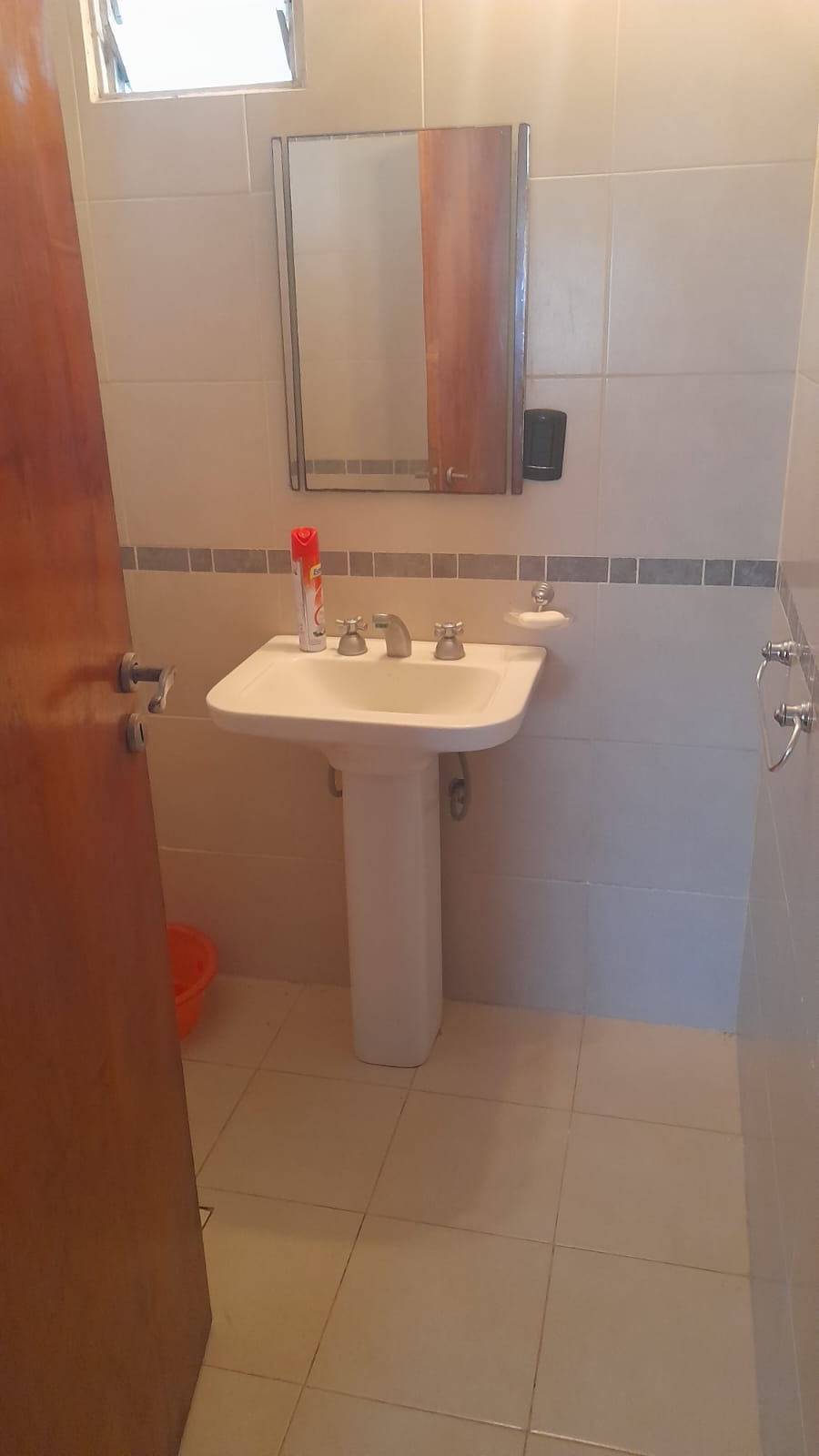 Dúplex para 6 o 7 personas a 3 cuadras del mar en Santa Clara miniatura 9