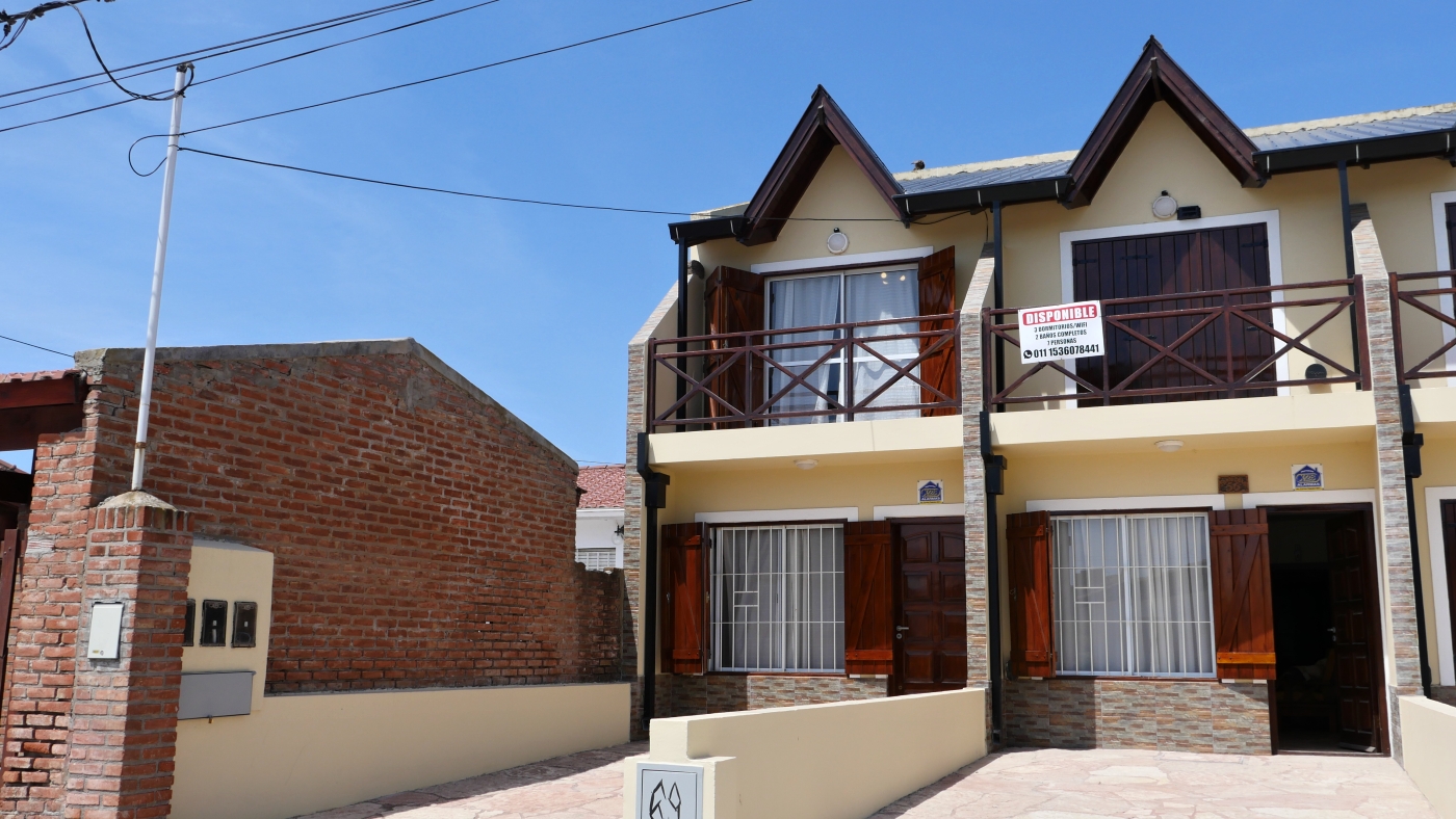 Dúplex para 7 personas a pasos del mar en Santa Clara del Mar miniatura 2