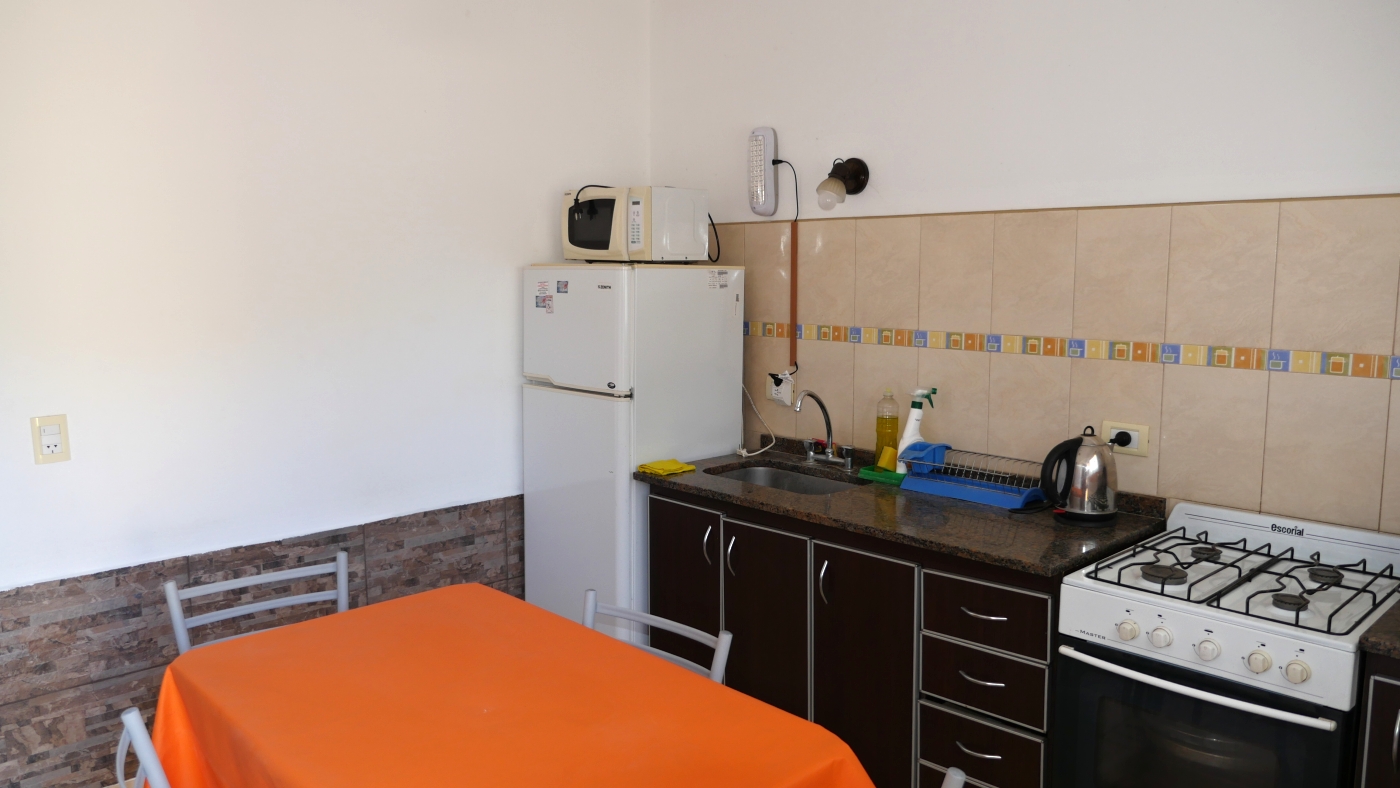 Dúplex para 7 personas a pasos del mar en Santa Clara del Mar miniatura 6