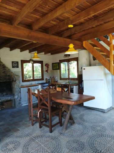 Cabaña cerca del golf y del centro en Sierra de los Padres miniatura 9