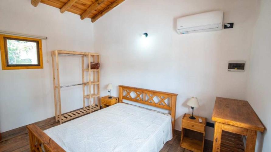 Cabañas con piscina compartida y terraza en Sierra de los Padres miniatura 7