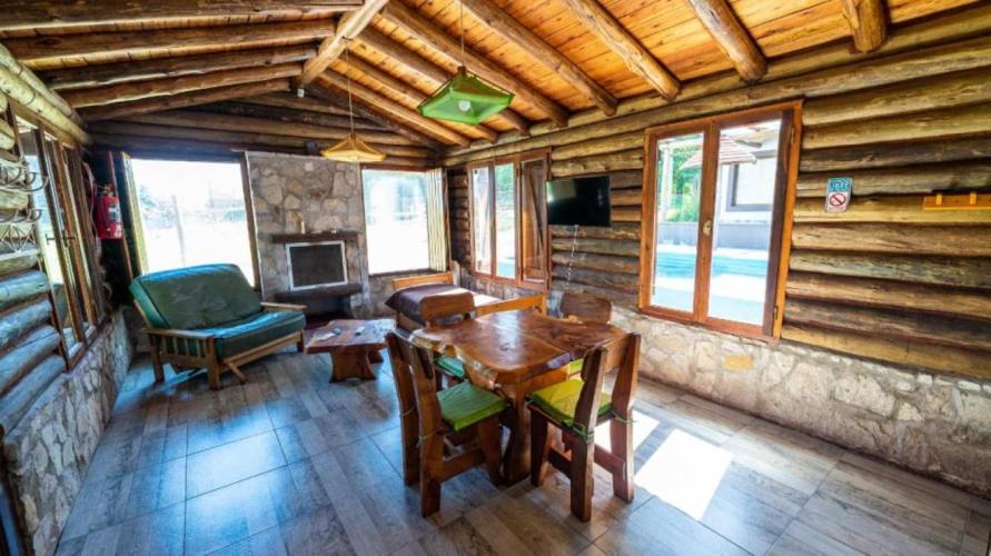 Cabañas con piscina compartida y terraza en Sierra de los Padres miniatura 11