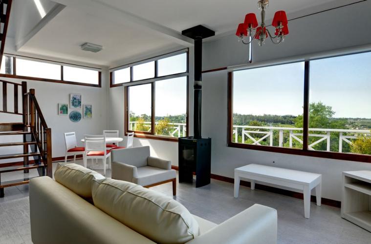 Lodging con piscina y vistas serranas en Sierra de los Padres miniatura 4