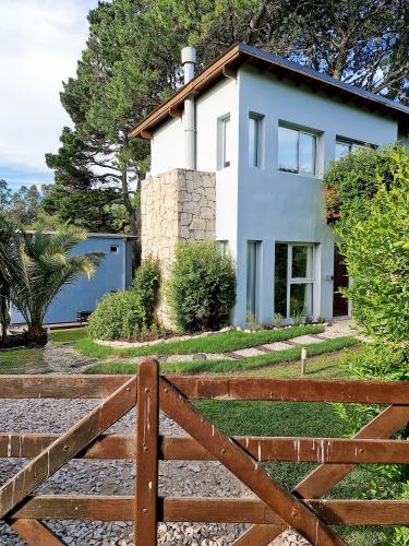 Alojamiento serrano para descansar en Sierra de los Padres miniatura 3